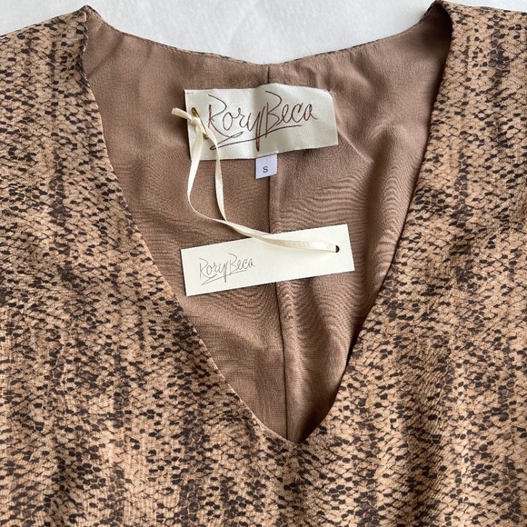 Rory Beca Snakeskin Georgette Silk Shift Dress Long Sleeve V-Neck Cocktail Small - Picture 7 of 9